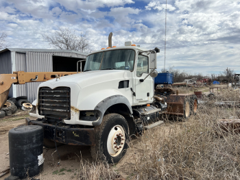 2009 Mack vacuum truck