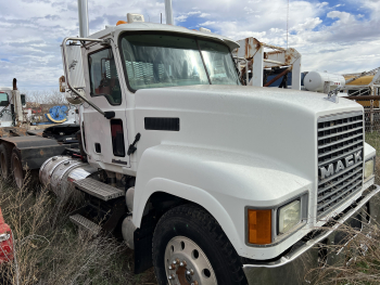 2011 Mack vacuum truck