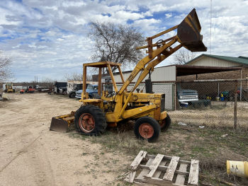 Case 480 Skip loader